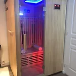 Elegant Avec Sauna Hyper Centre アパート *